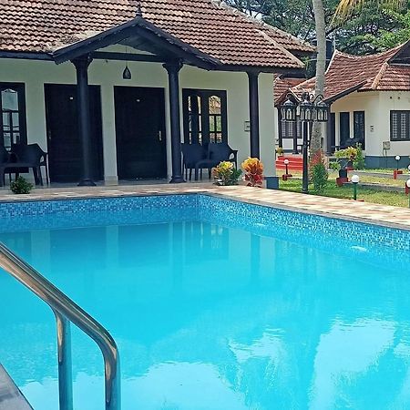 Winterfeel Venice Resort Alappuzha Exterior foto
